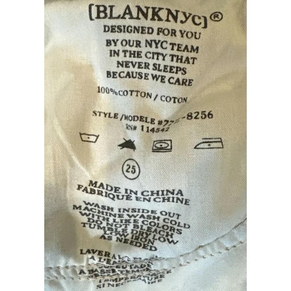 Blank NYC Denim Boy Short Size‎ 25 Mid Rise Distressed Jean Shorts